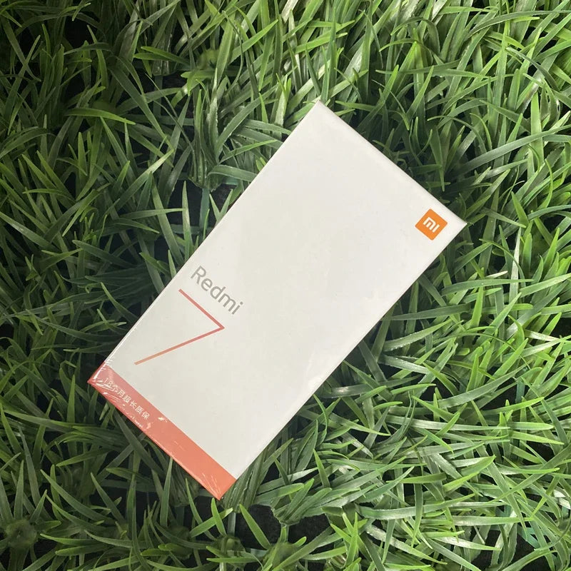 Xiaomi Redmi 7 Smartphone Global ROM - 4GB RAM + 64GB, 6.81" Display, 4000mAh, Fingerprint Sensor
